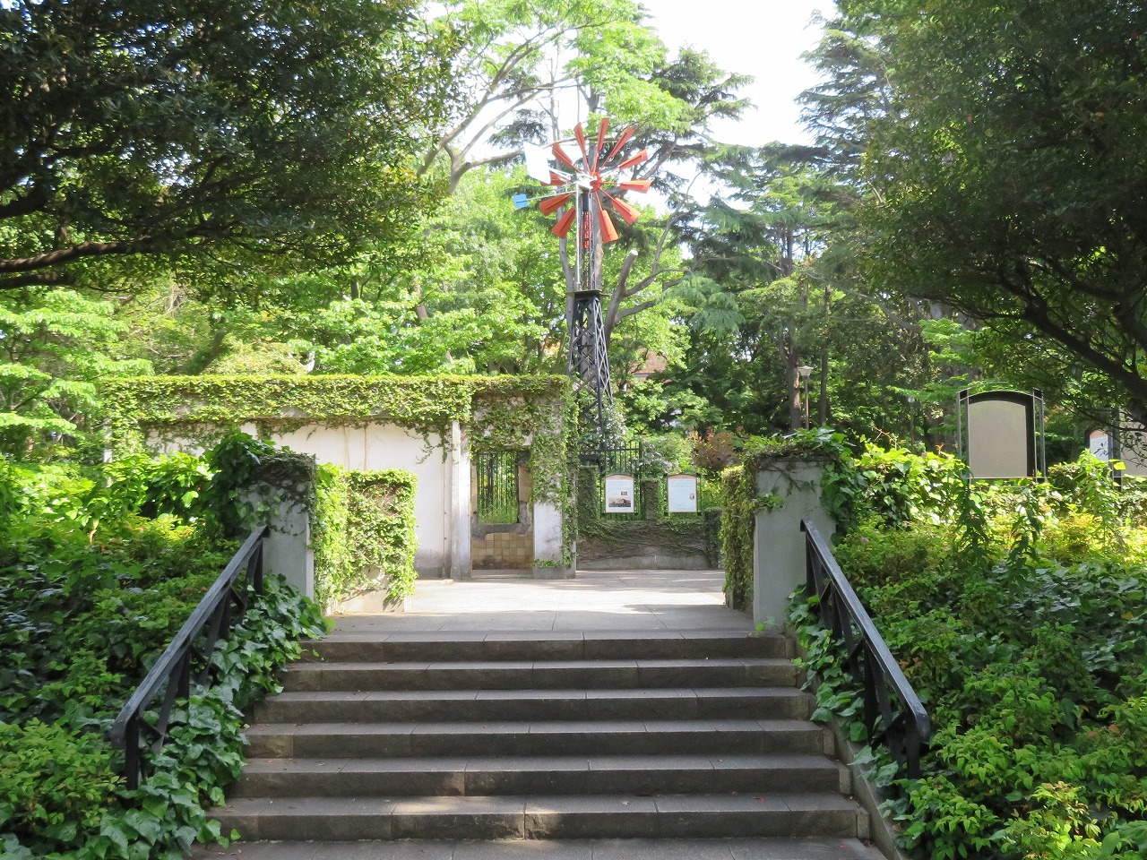 港の見える丘公園 ジェクト株式会社